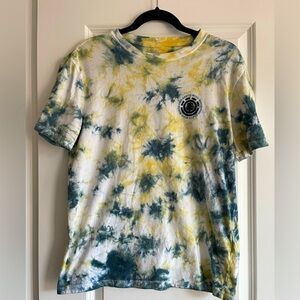 Men’s size, small earth, wind, and fire Element T-shirt